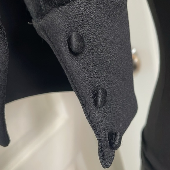 Alice + Olivia black top XS classy - Picture 6 of 9